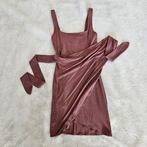 Wilfred Mauve Dress Wrap Dress Beachy Poolside Buttery Soft Midi Core Casual